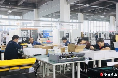 順慶:企業(yè)生產(chǎn)&ldquo;鉚足勁&rdquo; 全力沖刺四季度