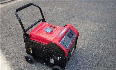 電動車上安裝個發電機,騎電動車的過程中直接給電瓶充電,可行嗎