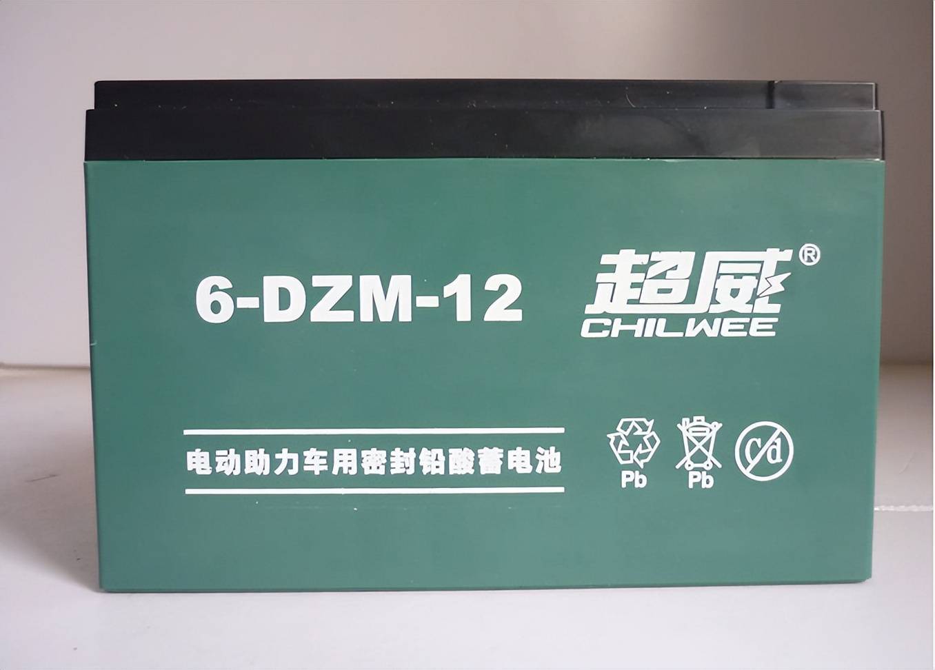 給電動(dòng)車(chē)更換電池,到底選哪種質(zhì)量最好最耐用?行內(nèi)人告訴你答案